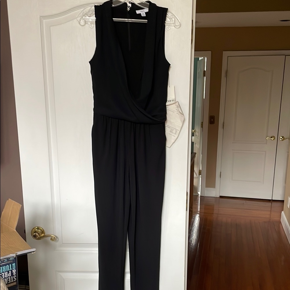 Elegant Black Sleeveless Jumpsuit
